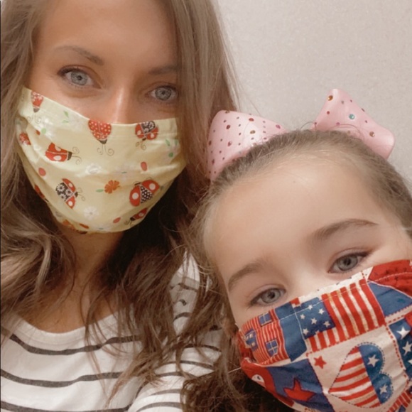 Meet your Posher, Amber - Picture 2 of 2